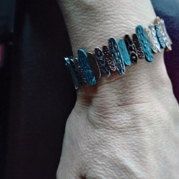 Bracelet Metal Narrow Oval Double holes Beads Tan Bronze Blue 2 Elastic Threads - Picture 5 of 9